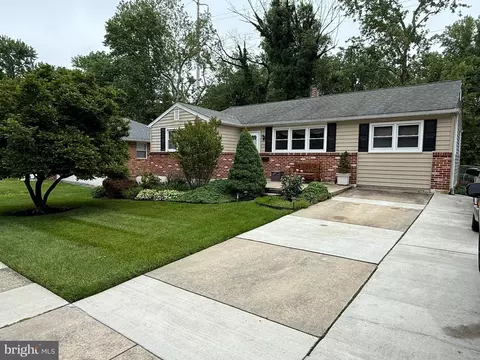 4406 Sandy Dr, Wilmington, DE 19808