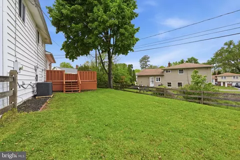 Exterior - 4 Pinedale Rd, Newark, DE 19711 photo 7 of 7