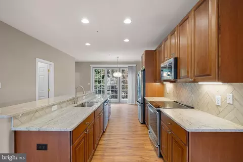 Kitchen - 104 Sutton Way, Newark, DE 19711 photo 1 of 2