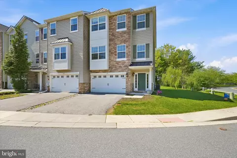 501 S Twin Lakes Blvd, Newark, DE 19711