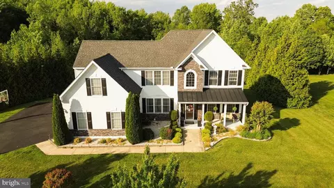 604 Ravenglass Dr, Townsend, DE 19734