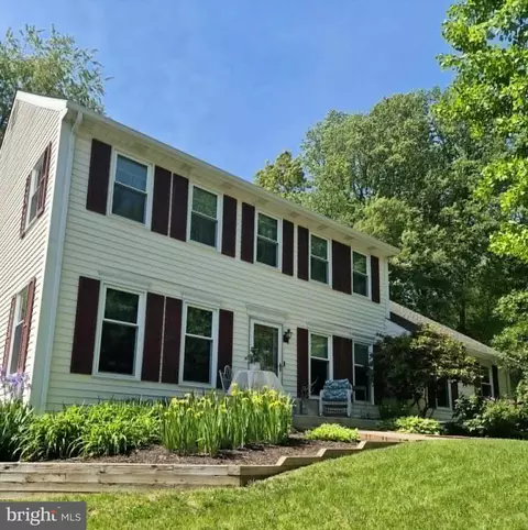 Exterior - 8 Glen View Pl, Newark, DE 19711 photo 2 of 8