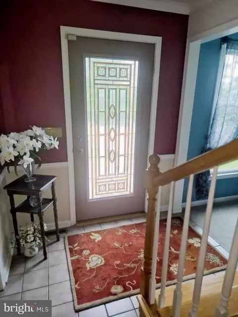 Entry Way - 8 Glen View Pl, Newark, DE 19711 photo 1 of 3