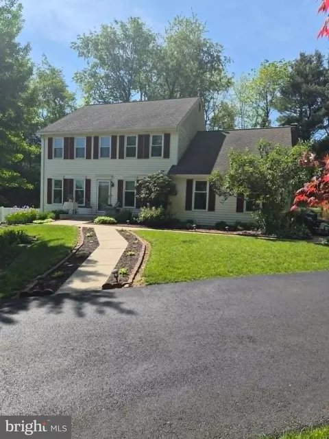 Exterior - 8 Glen View Pl, Newark, DE 19711 photo 6 of 8