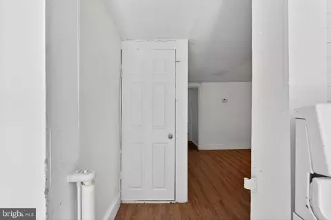 Entry Way - 16 White Clay Dr, Newark, DE 19711 photo 2 of 6