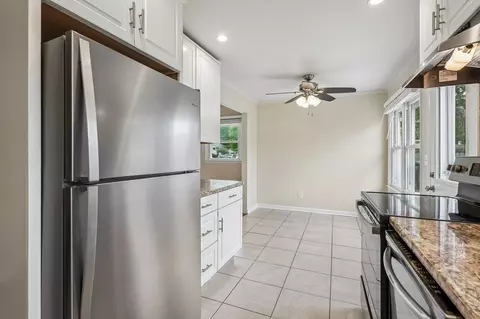 Kitchen - 120 E Rutherford, Newark, DE 19713 photo 4 of 5