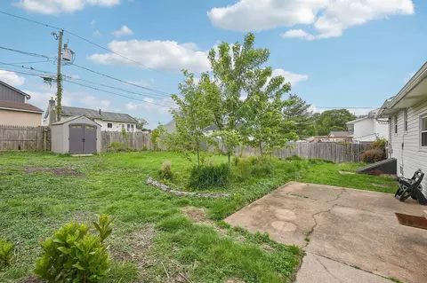 Exterior - 120 E Rutherford, Newark, DE 19713 photo 4 of 6
