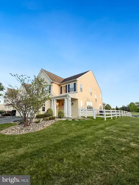 Exterior - 152 Springfield Cir, Middletown, DE 19709 photo 3 of 4