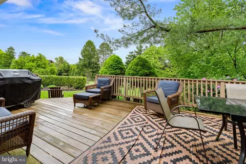Exterior - 202 Cain Rue, Newark, DE 19711 photo 6 of 10