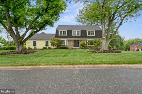Exterior - 202 Cain Rue, Newark, DE 19711 photo 2 of 10