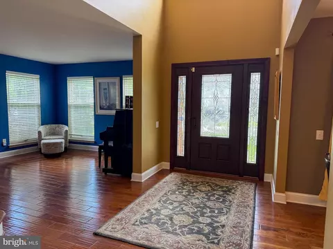 Entry Way - 13 Whirlaway Dr, Bear, DE 19701 photo 2 of 7