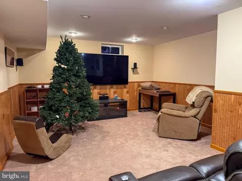 Living - 13 Whirlaway Dr, Bear, DE 19701 photo 4 of 4