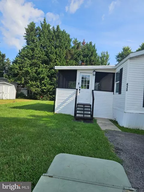 413 Oceanwind Rd #413, Bear, DE 19701 photo 2