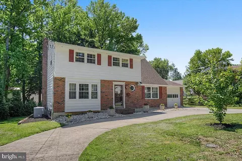 1300 Greenhill Ave, Wilmington, DE 19809