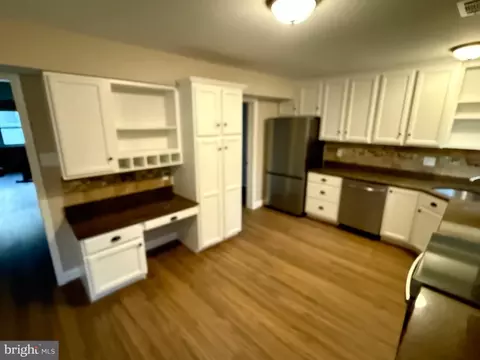 Kitchen - 351 Greybull Dr, Bear, DE 19701 photo 4 of 5