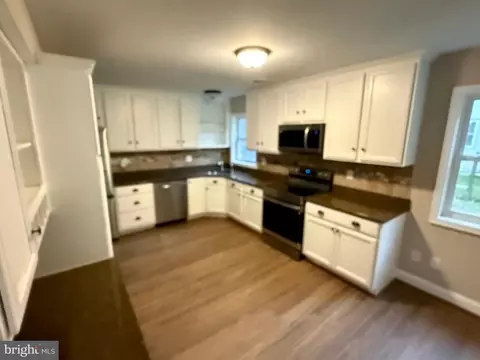 Kitchen - 351 Greybull Dr, Bear, DE 19701 photo 3 of 5