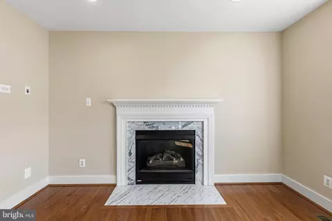 Living - 7 Buttonwood Ct, Newark, DE 19702 photo 7 of 7