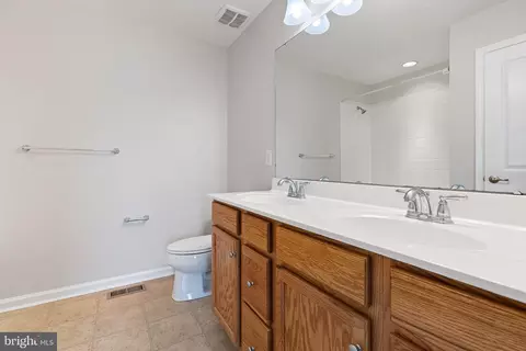 Bath - 145 Abbigail Xing, Townsend, DE 19734 photo 1 of 1