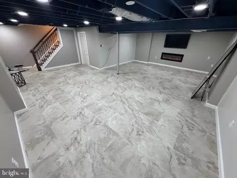 Entry Way - 36 Currant Dr, Newark, DE 19702 photo 4 of 5