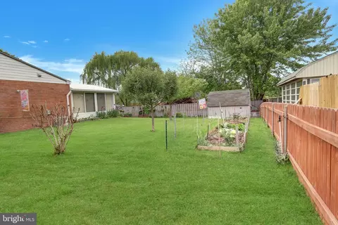 Exterior - 5 Archer Way, Newark, DE 19702 photo 5 of 7