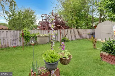 Exterior - 5 Archer Way, Newark, DE 19702 photo 7 of 7
