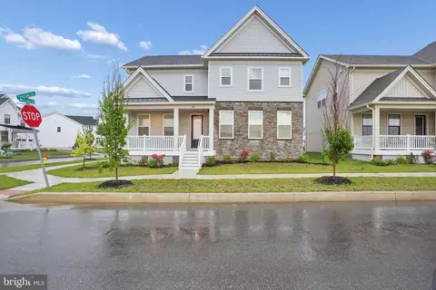 901 Ericcson Ln, Middletown, DE 19709