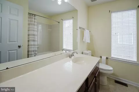 Bath - 242 Ann Dr, Middletown, DE 19709 photo 2 of 2