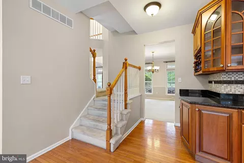 Entry Way - 204 Pilot Ct, Newark, DE 19702 photo 3 of 7