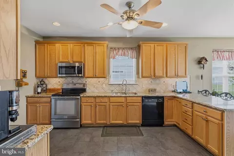 Kitchen - 400 Topiary Ln, Middletown, DE 19709 photo 1 of 2