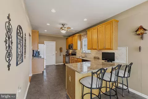 Kitchen - 400 Topiary Ln, Middletown, DE 19709 photo 2 of 2