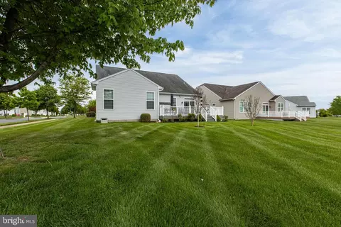 Exterior - 400 Topiary Ln, Middletown, DE 19709 photo 9 of 11