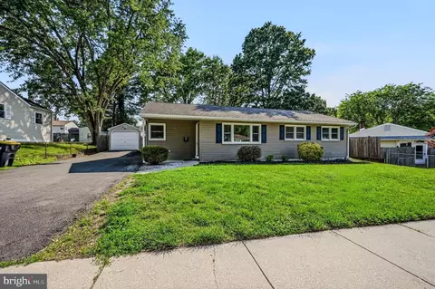201 Hull Ave, Newark, DE 19711