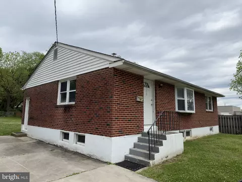 Exterior - 393 Phillips Ave, Newark, DE 19711 photo 3 of 5