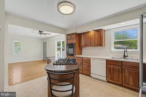 Kitchen - 65 E Netherfield Rd, Wilmington, DE 19804 photo 3 of 3