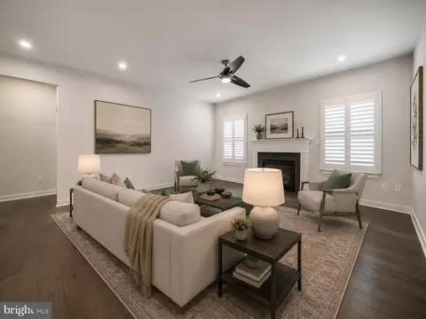 Living - 672 Southerness Dr, Townsend, DE 19734 photo 1 of 3