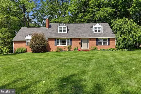 1218 Hillside Blvd, Wilmington, DE 19803