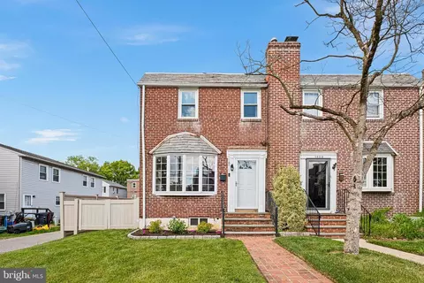 1811 Sycamore St, Wilmington, DE 19805
