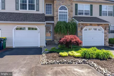 105 Littondale Ct, Middletown, DE 19709