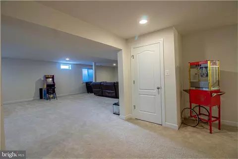 Entry Way - 807 Ashby Dr, Middletown, DE 19709 photo 5 of 5