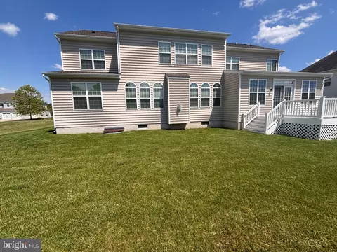 Exterior - 807 Ashby Dr, Middletown, DE 19709 photo 5 of 10