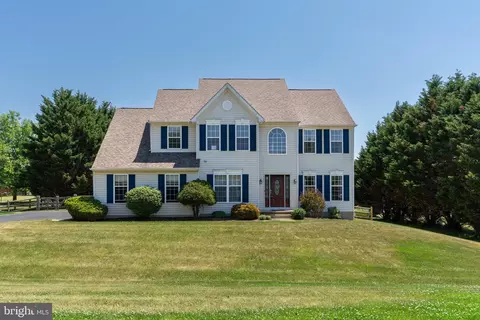 5 Fairview Ave, Middletown, DE 19709