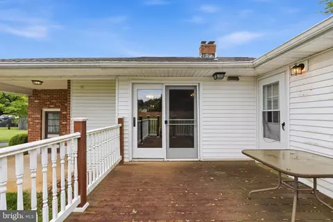 Exterior - 40 Rawlings Dr, Bear, DE 19701 photo 3 of 8