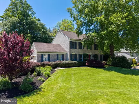 293 Chippenham Ln, Hockessin, DE 19707