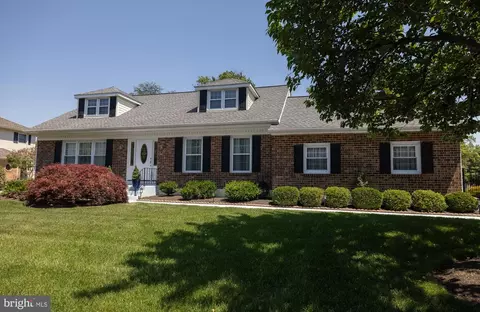 2619 Kimbrough Dr, Wilmington, DE 19810