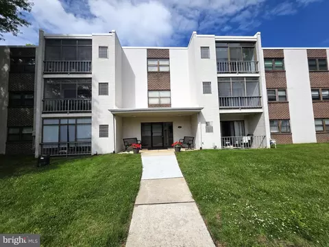 80 Welsh Tract Rd #202, Newark, DE 19713