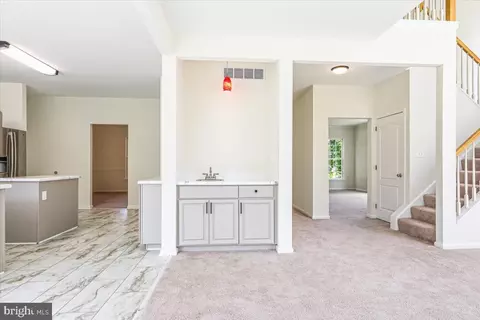 Entry Way - 529 St Michael Dr, Middletown, DE 19709 photo 4 of 5