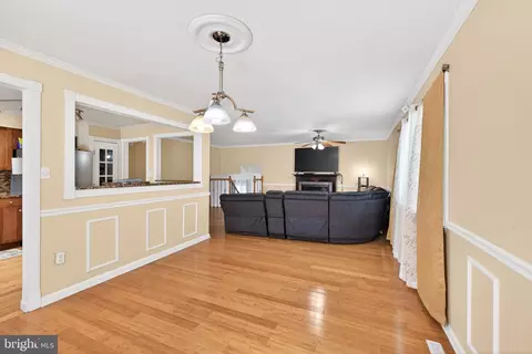 Entry Way - 1 Broadleaf Dr, Newark, DE 19702 photo 4 of 7