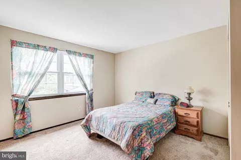 Bedroom - 8 Risa Ct, Newark, DE 19702 photo 9 of 11