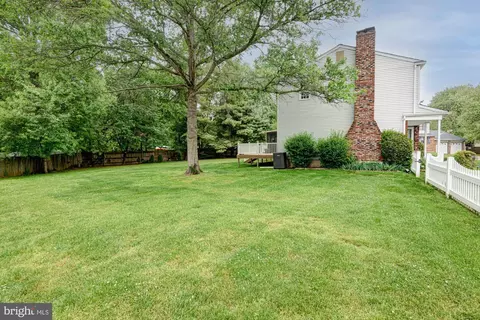 Exterior - 8 Risa Ct, Newark, DE 19702 photo 6 of 12