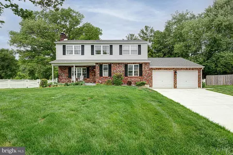 Exterior - 8 Risa Ct, Newark, DE 19702 photo 3 of 12
